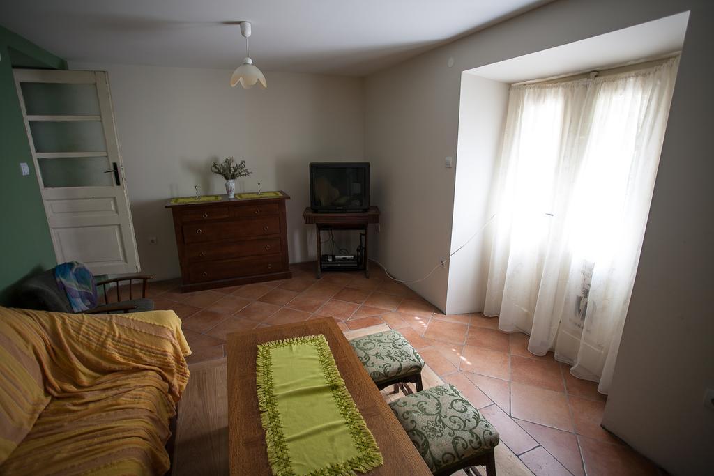 Holiday Home Mihovilovic プレマントゥーラ 部屋 写真