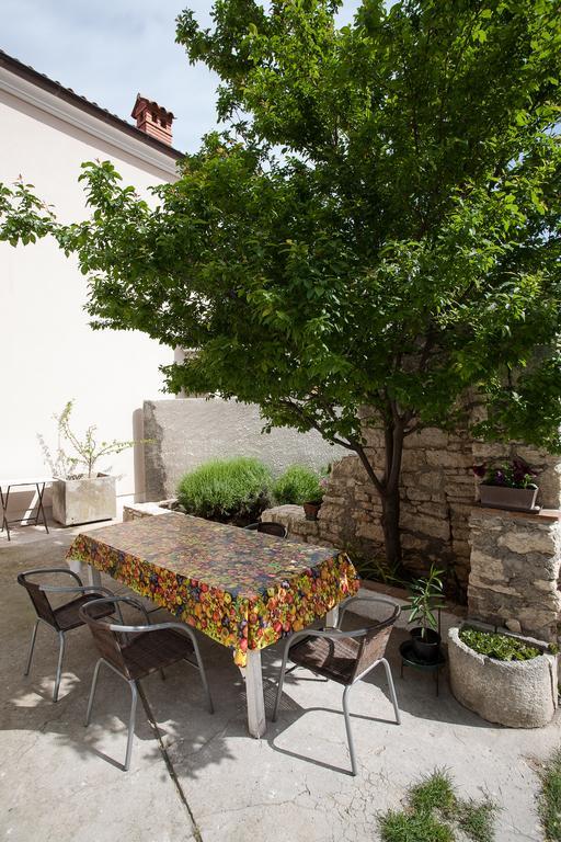 Holiday Home Mihovilovic プレマントゥーラ 部屋 写真